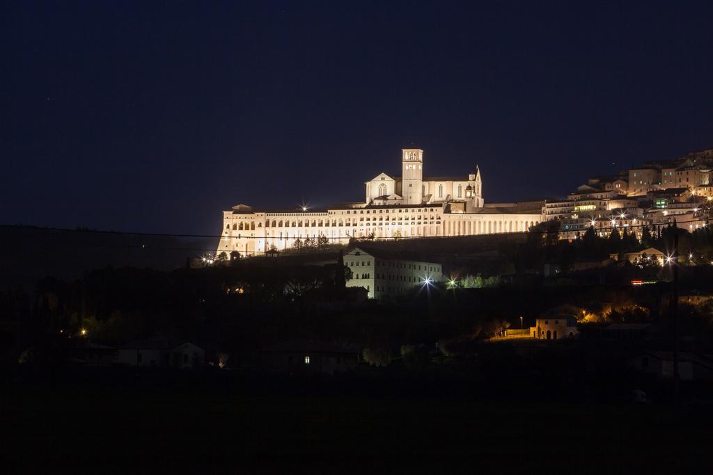 Casa Vacanze Gaia Assisi Esterno foto